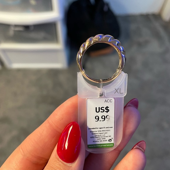 Old Navy gold dome ring xl - Picture 4 of 4